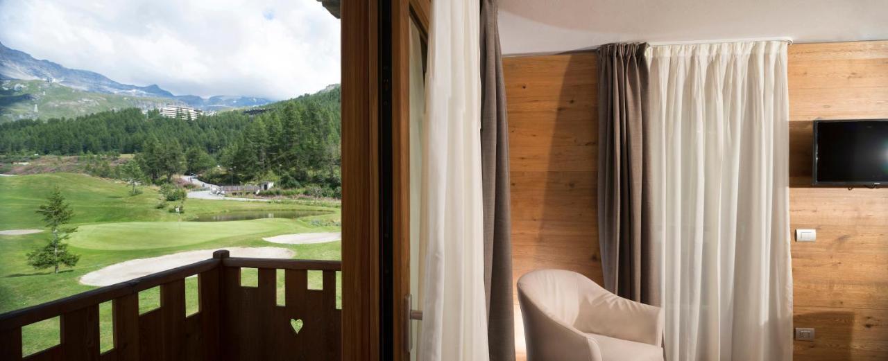 بيريوِل تْشيرفينيا 3 Chalets Aparthotel المظهر الخارجي الصورة